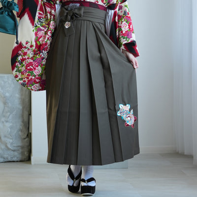 【レンタル】九重 2尺袖 袴 17点セット 91-99cm 日本製 レトロモダン系 花くす玉 赤系（1020654801）