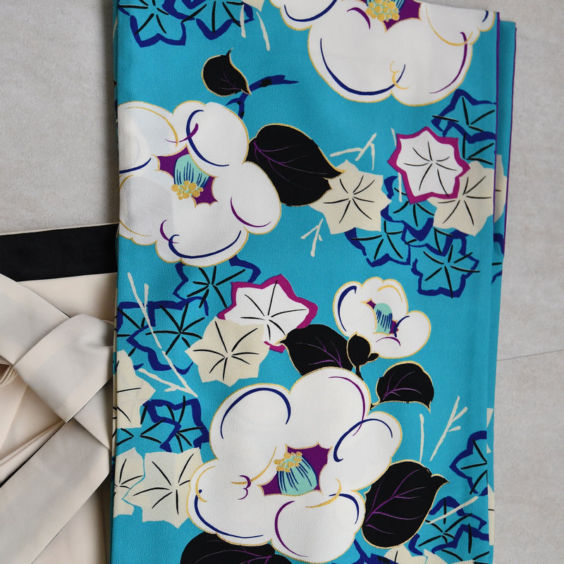 【レンタル】紅一点 2尺袖 袴 17点セット 91-99cm 日本製 レトロモダン系 椿 水色系（1020655601）