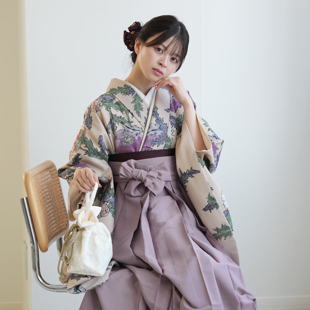 utatane 袴　ベージュ矢絣とえんじの菊　2尺袖着物 袴 肌襦袢　4点セット utatane 袴 ベージュ矢絣とえんじの菊 2尺袖着物 袴 肌襦袢 4点