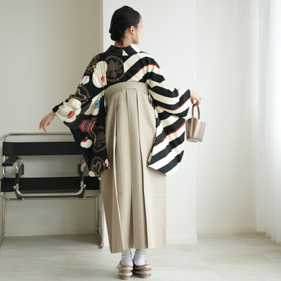 【レンタル】 袴 17点セット JAPAN STYLE  袴91-99cm（身長153-170cm） 二尺袖着物 フルセット レディース 大学生 卒業式 重ね衿縫い付済（1020675201）