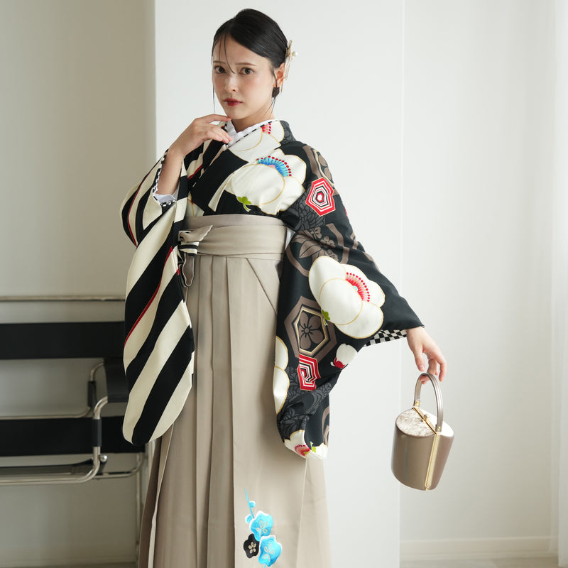 【レンタル】 袴 17点セット JAPAN STYLE  袴91-99cm（身長153-170cm） 二尺袖着物 フルセット レディース 大学生 卒業式 重ね衿縫い付済（1020675201）