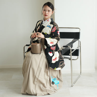 【レンタル】 袴 17点セット JAPAN STYLE  袴91-99cm（身長153-170cm） 二尺袖着物 フルセット レディース 大学生 卒業式 重ね衿縫い付済（1020675201）