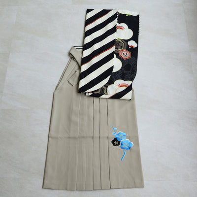 【レンタル】 袴 17点セット JAPAN STYLE  袴91-99cm（身長153-170cm） 二尺袖着物 フルセット レディース 大学生 卒業式 重ね衿縫い付済（1020675201）