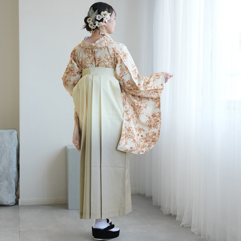 【レンタル】utatane 2尺袖 袴 17点セット 91-99cm 国産生地 大人 綺麗系 花柄 茶系（1020687201）