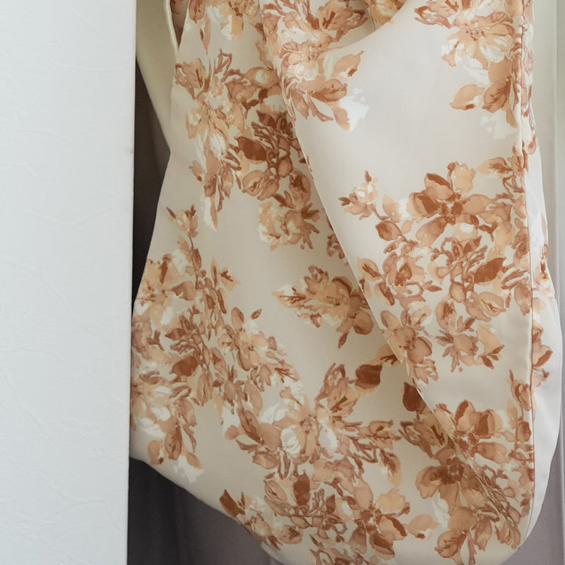 【レンタル】utatane 2尺袖 袴 17点セット 91-99cm 国産生地 大人 綺麗系 花柄 茶系（1020687201）