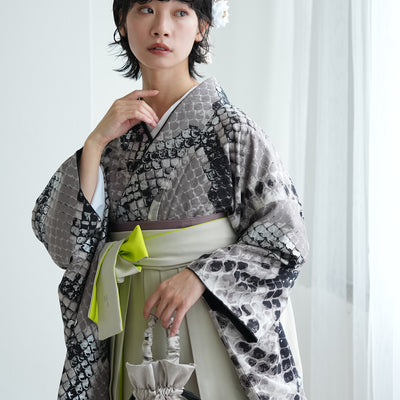 【レンタル】 袴 17点セット モダンアンテナ 袴91-99cm（身長153-170cm） 二尺袖着物 フルセット レディース 大学生 卒業式 日本製 （1020697101）