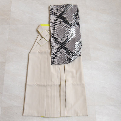 【レンタル】 袴 17点セット モダンアンテナ 袴91-99cm（身長153-170cm） 二尺袖着物 フルセット レディース 大学生 卒業式 日本製 （1020697101）