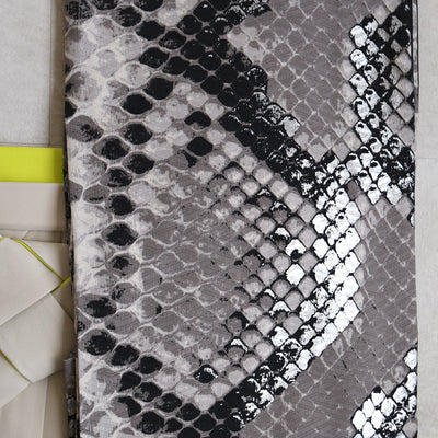 【レンタル】 袴 17点セット モダンアンテナ 袴91-99cm（身長153-170cm） 二尺袖着物 フルセット レディース 大学生 卒業式 日本製 （1020697101）