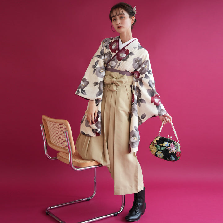 【美品】袴セット150　肌襦袢•髪飾り付き 先生袴 セット 4点セット 「サイズが選べる色無地+刺繍袴+長襦袢