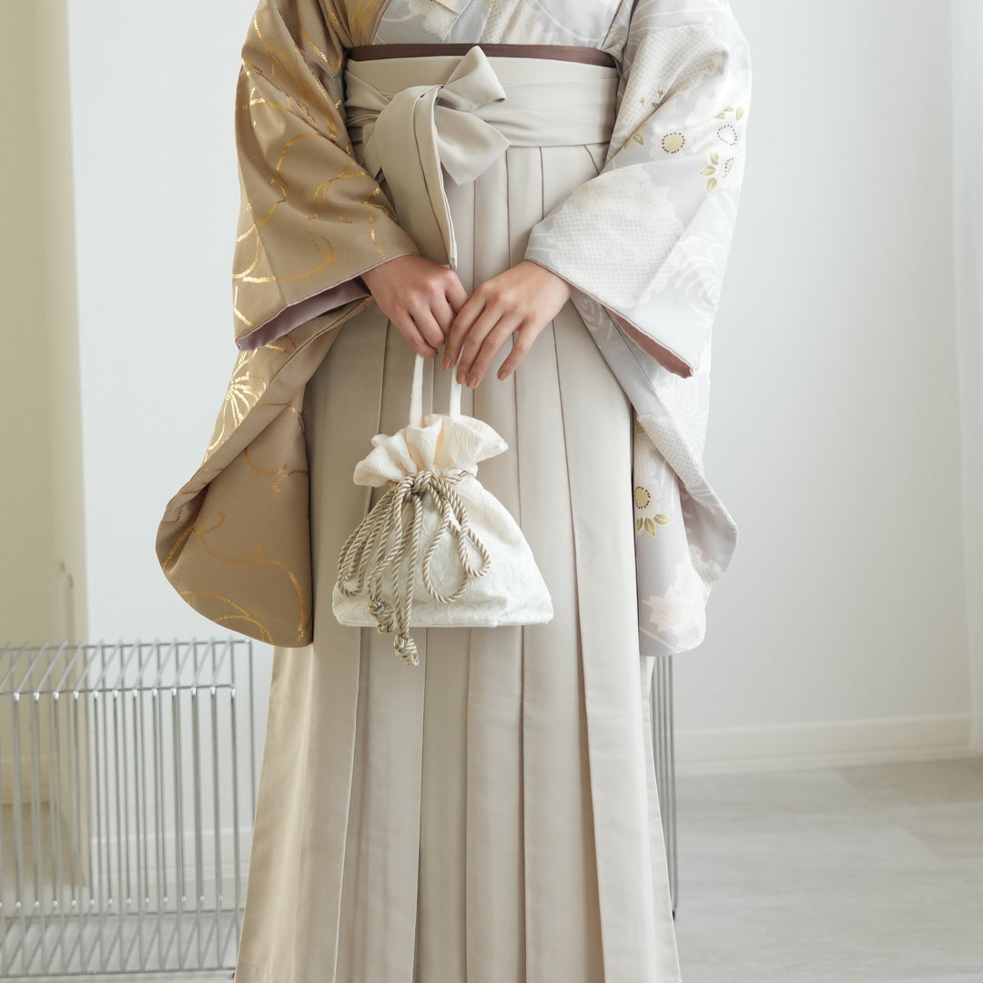 正絹長襦袢　白色　絵羽付けの南天柄　裄丈64cm　身丈124cm　d303 楽天市場】長襦袢 反物 正絹 -8- シルエール ホワイト 白 礼装用