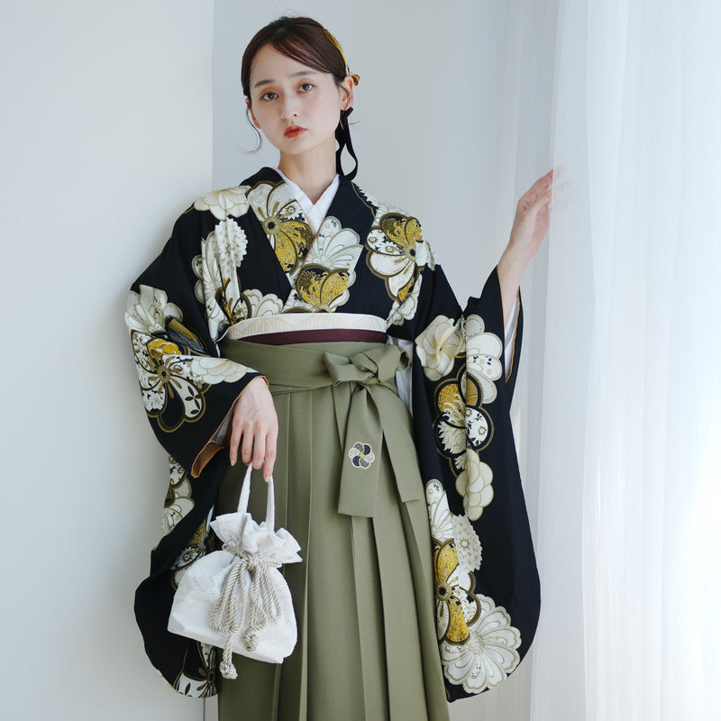 【レンタル】 袴 17点セット JAPAN STYLE×中村里砂 二尺袖着物 黒地にレトロねじり梅 重ね衿縫い付済  卒業式 大学生 専門学生（1020722012）