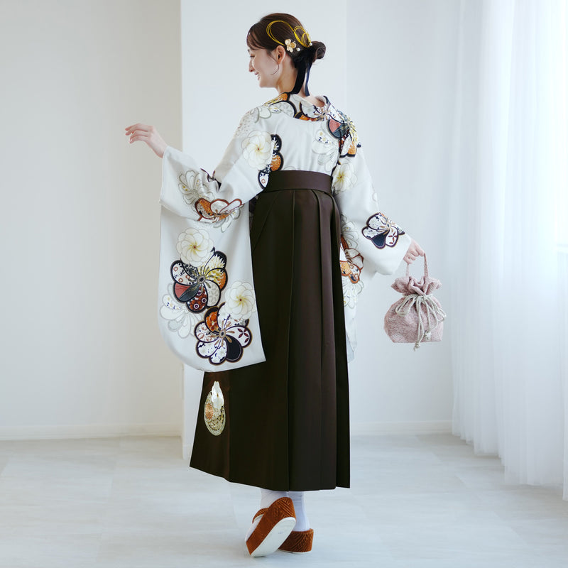 【レンタル】 袴 17点セット JAPAN STYLE×中村里砂 二尺袖着物 グレージュにレトロねじり梅 重ね衿縫い付済  卒業式 大学生 専門学生（1020722112）