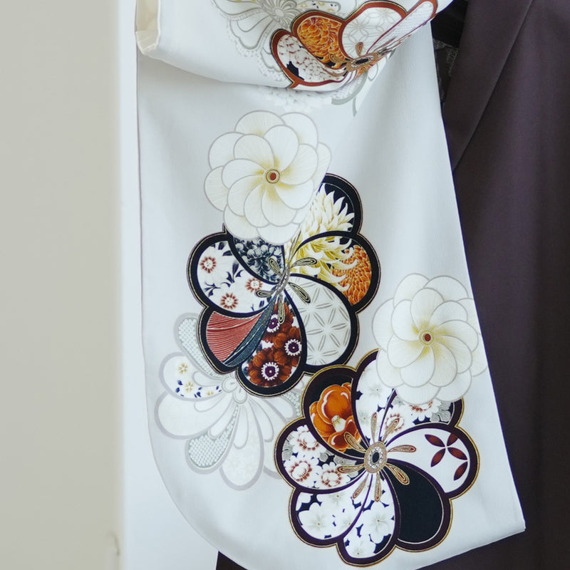 【レンタル】 袴 17点セット JAPAN STYLE×中村里砂 二尺袖着物 グレージュにレトロねじり梅 重ね衿縫い付済  卒業式 大学生 専門学生（1020722112）