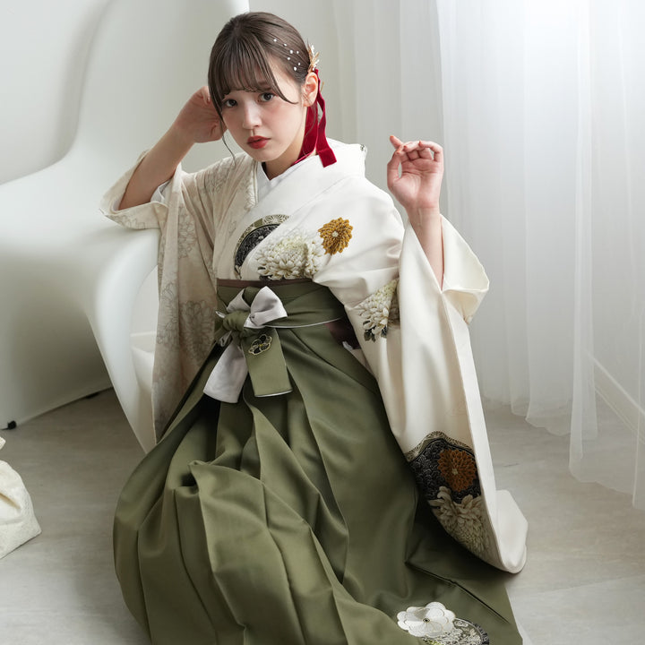 2尺袖 ポリエステル着物 金彩 牡丹 梅 袴用 2尺袖 ポリエステル着物