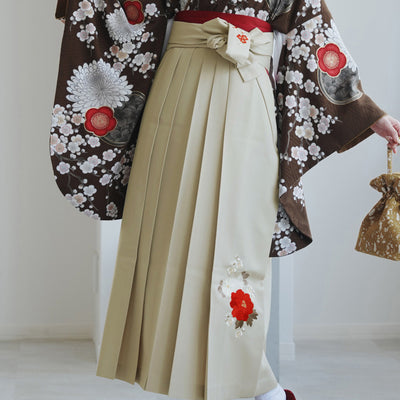 【レンタル】 袴 17点セット 九重 二尺袖着物 梅に菊・ブラウン   重ね衿縫い付済  卒業式 大学生 専門学生（1020727501）