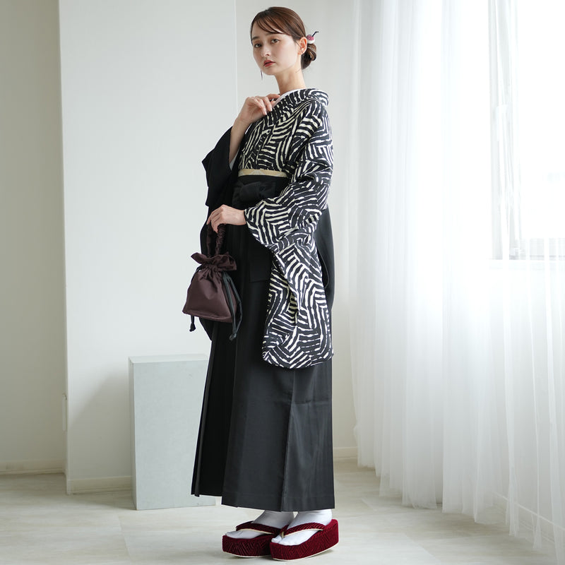 【レンタル】 袴 17点セット 二尺袖着物 半身 ジオメトリック×ブラック 重ね衿縫い付済  卒業式 大学生 専門学生（1020727701）