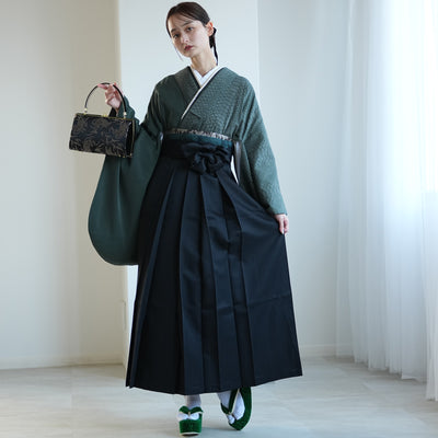 【レンタル】 袴 17点セット 二尺袖着物 半身 月霞パイソン 翠色 アシンメトリー グリッター ラメ 蛇柄 重ね衿縫い付済  卒業式 大学生 専門学生（1020728101）