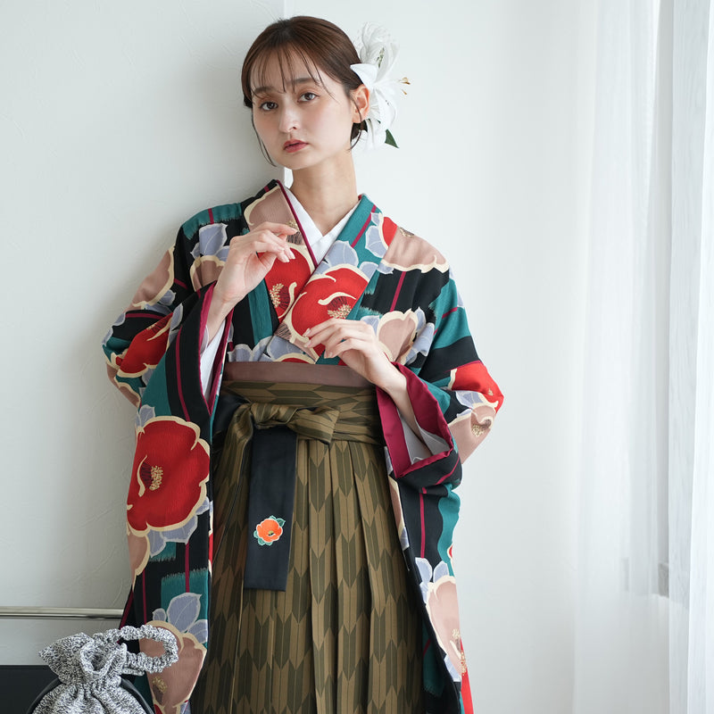 【レンタル】 袴 17点セット  utatane 二尺袖着物 大正浪漫の渋色つばき 袴95cm（身長約158-163cm）重ね衿縫い付済  卒業式 大学生 専門学生（1021608701）