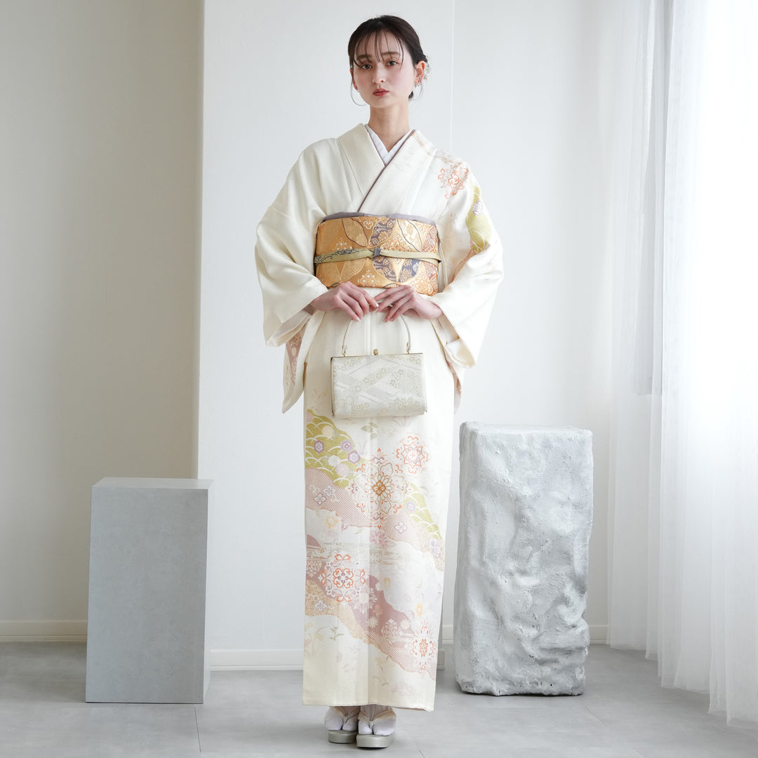 m579＊丹後ちりめん “風や花、蝶の友を連れてゆらゆら♪”訪問着 1040613000_1_1080x.jpg?v=