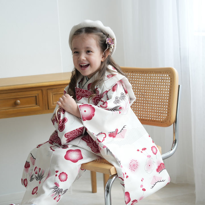 七五三　絞り柄着物セット　3歳 　女の子 レンタル】七五三着物 3歳女の子 被布セット 白百合色に絞り柄