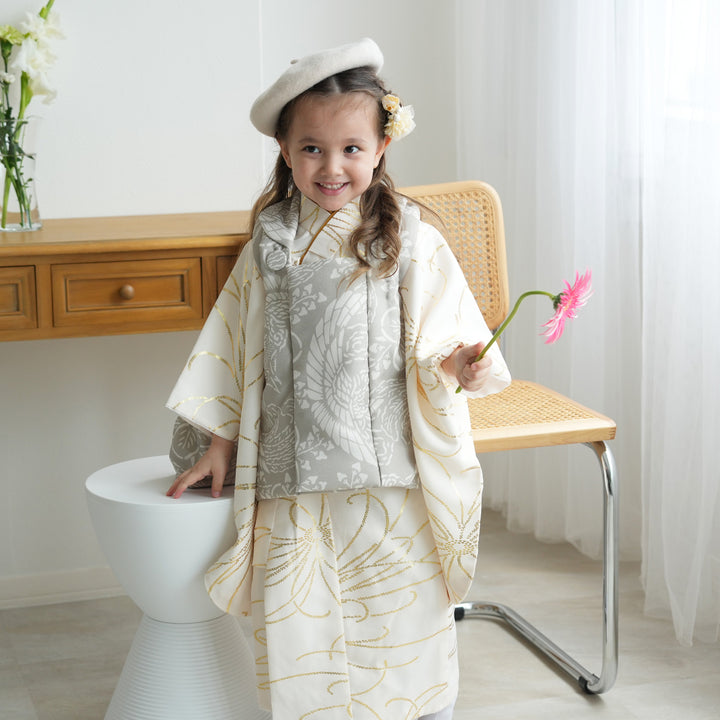 子供着物 七五三 3歳 飛翔鶴 筒に花柄模様 エ霧紋 金銀彩 CK-7359 子供着物 七五三 3歳 飛翔鶴 筒に花柄模様 エ霧紋 金銀