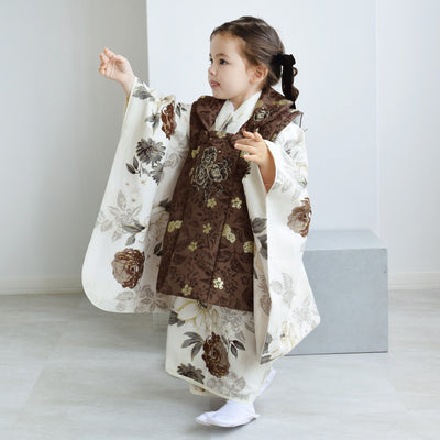 【レンタル】七五三着物 3歳女の子 被布セット JILLSTUART / ジル・スチュアート パンジーとクチナシ・ブラウン （1403625800）