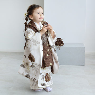【レンタル】七五三着物 3歳女の子 被布セット JILLSTUART / ジル・スチュアート パンジーとクチナシ・ブラウン （1403625800）