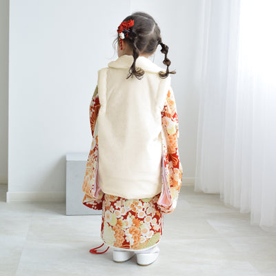【レンタル】七五三着物 3歳女の子 被布セット 華徒然 菊牡丹薬玉・白／赤（1403626200）
