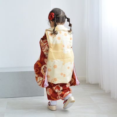 【レンタル】七五三着物 3歳女の子 被布セット 京舞 雪輪に梅・薄橙（1403626300）※2025年10～11月予約空き無し