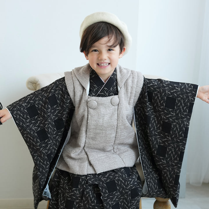 utatane ウタタネ 七五三 3歳 男の子 utatane｜utatane 七五三 着物 3歳 男の子 被布セット ベージュ