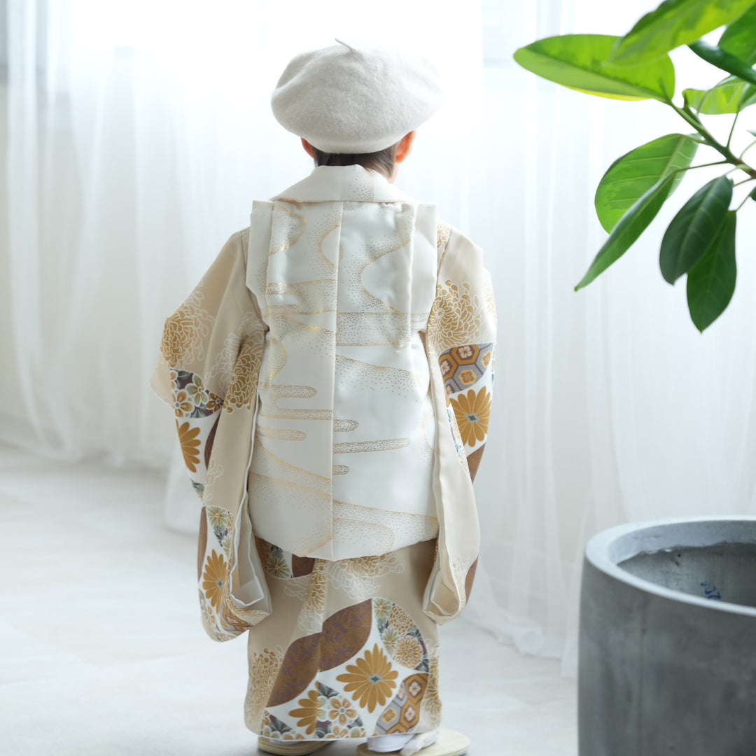 【ひよこ商店】七五三 着物 3歳 男の子 被布セット　エクリュ七宝×ベージュ金彩 楽天市場】【レンタル】【ひよこ商店 七五三 着物 3歳 男の子