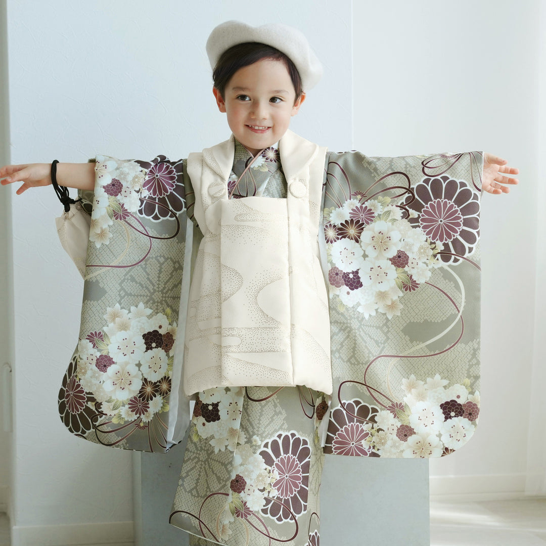 ひよこ商店 七五三 着物フルセット3歳男の子 クリーム金彩×翡翠の菊重ね レンタル】七五三着物 3歳男の子 ベレー帽つき被布セット クリーム金彩