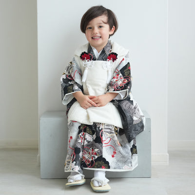 【レンタル】七五三着物 3歳男の子 被布セット 松に鷹・黒 華徒然（1405606600）
