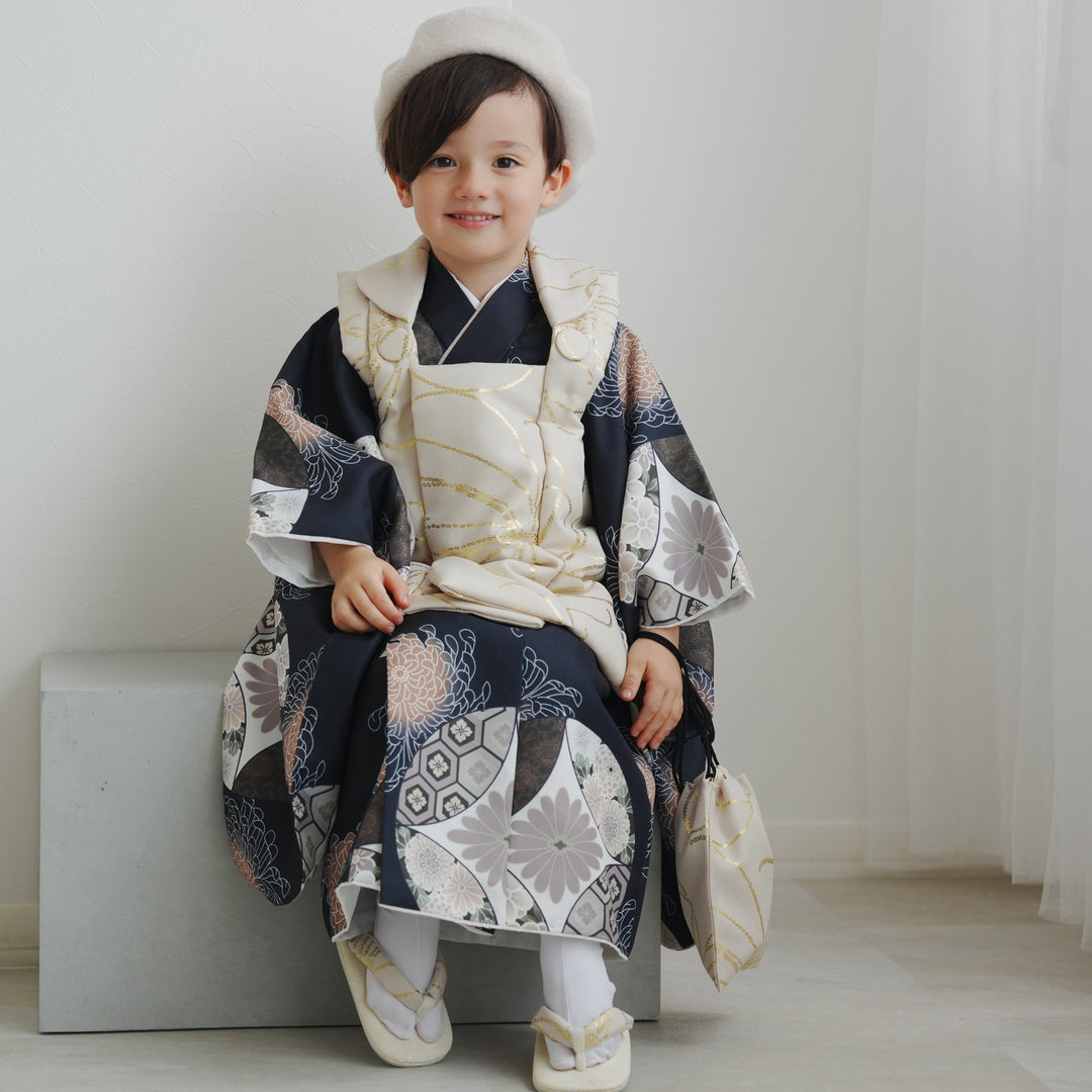 レンタル】七五三着物 3歳男の子 ベレー帽つき被布セット ベージュ金彩