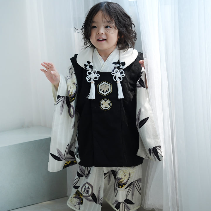 レンタル】七五三着物 3歳男の子 被布セット LOWRYS FARM 縞々に笹と鷹