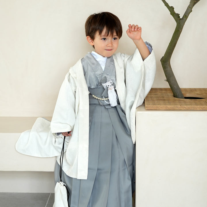 七五三　男の子　5歳　羽織袴着物セット 楽天市場】七五三 着物 男の子 5歳 羽織袴セット 「シルバー