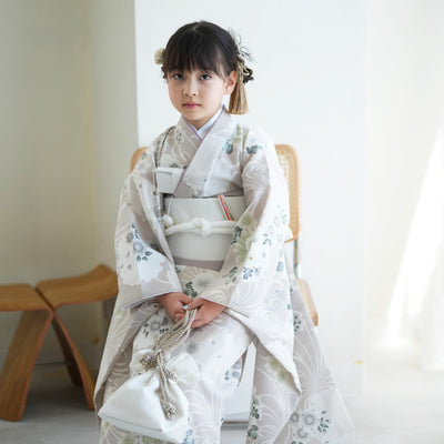 【レンタル】七五三 7歳 女の子 ひよこ商店 着物 日本製作り帯 子供 kids 四つ身 お祝い着 グレージュ雪輪（1409609000）
