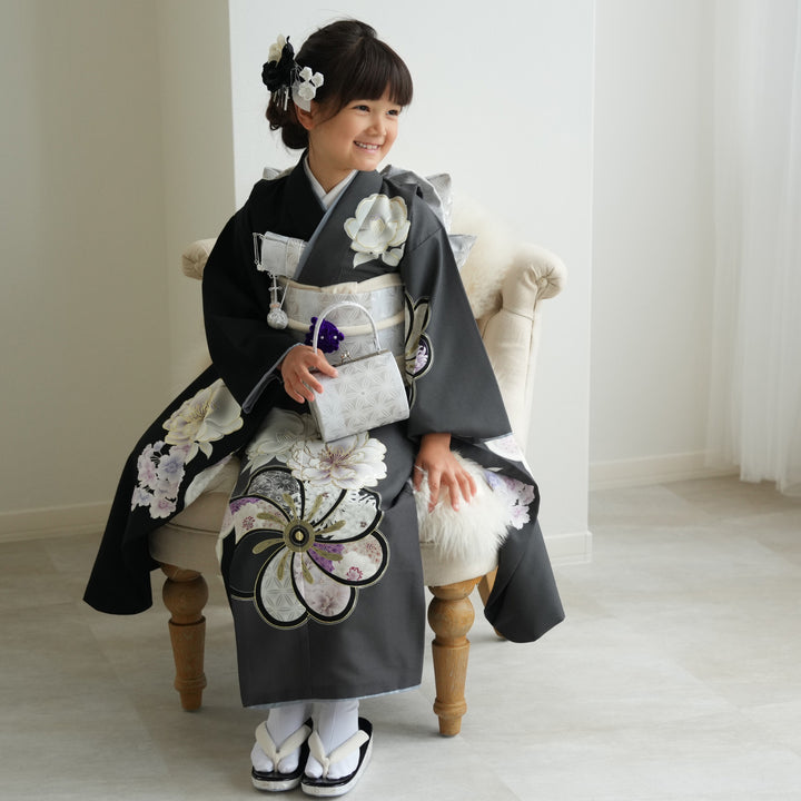 プロの和裁師お仕立て❗七五三　三歳さん用着物　赤黒チェック柄紬生地　個性的 プロの和裁師お仕立て❗七五三 三歳さん用着物 赤黒チェック柄