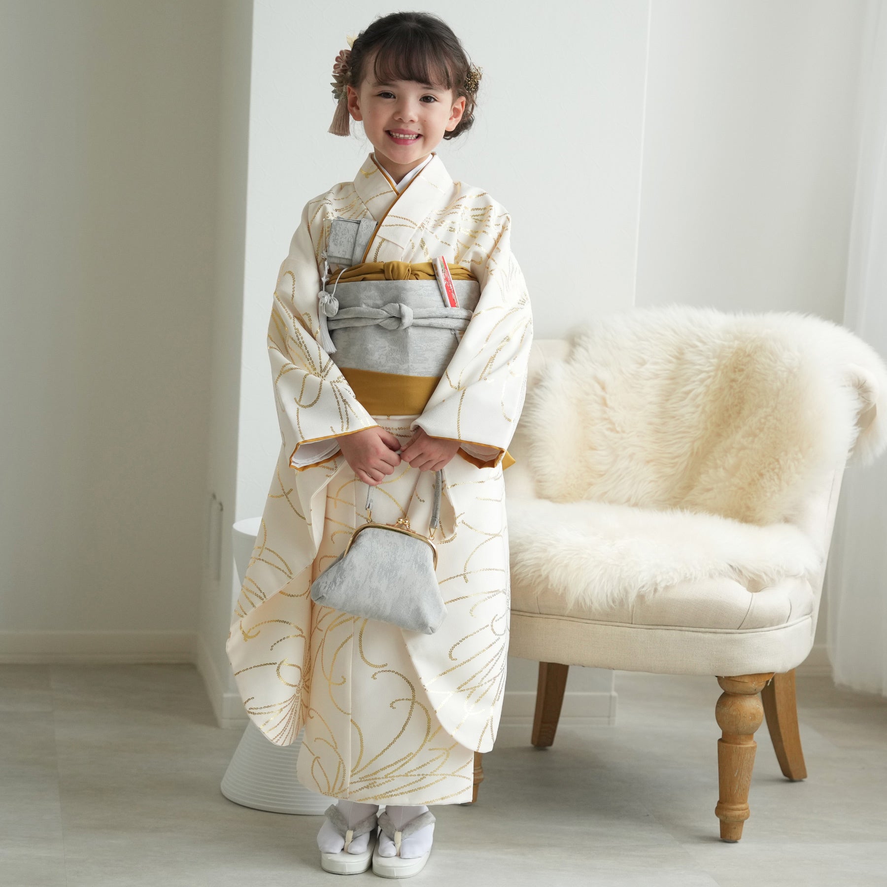 七五三7歳用 着物一式 小物・かんざし付 音符織柄 かわいい 定価50万