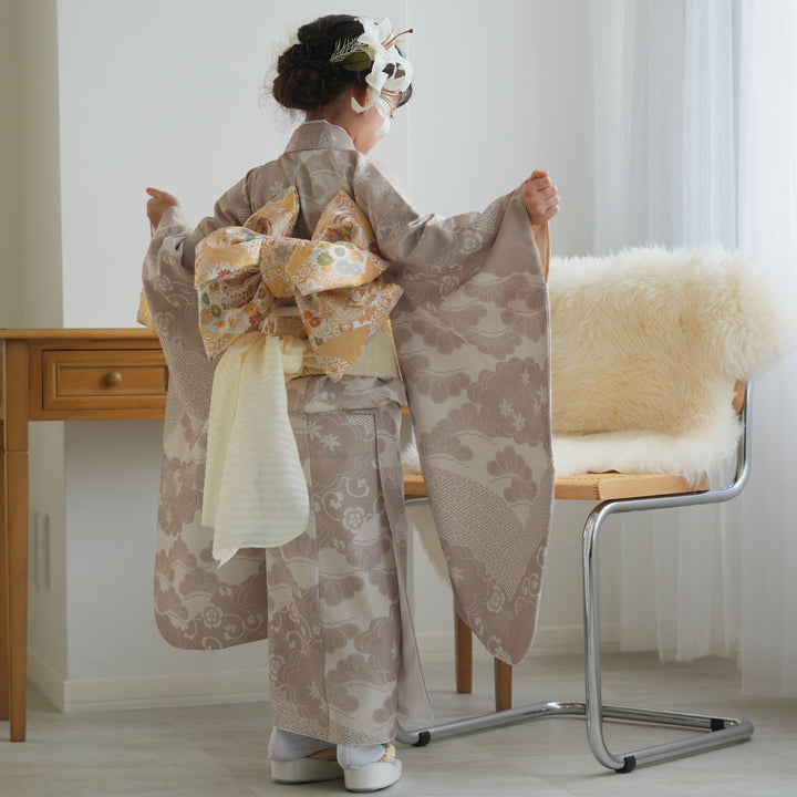 レンタル】七五三着物 7歳女の子 着物セット ベージュ松文様 四つ身