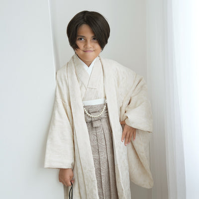 【レンタル】10歳 男の子 袴セット ジャガード・ペイズリー オフホワイト×ベージュ 着物セット 羽織袴 小学生 1/2成人式 ハーフ成人式 138cm-150cm前後（1414600000）