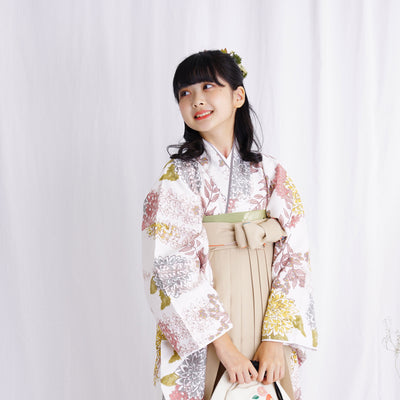 【レンタル】ひよこ商店 2尺袖 袴 15点セット 袴83cm（身長138-145cm）袴87cm（身長145-152cm） レトロモダン系 菊 アイボリー系（1420673202）