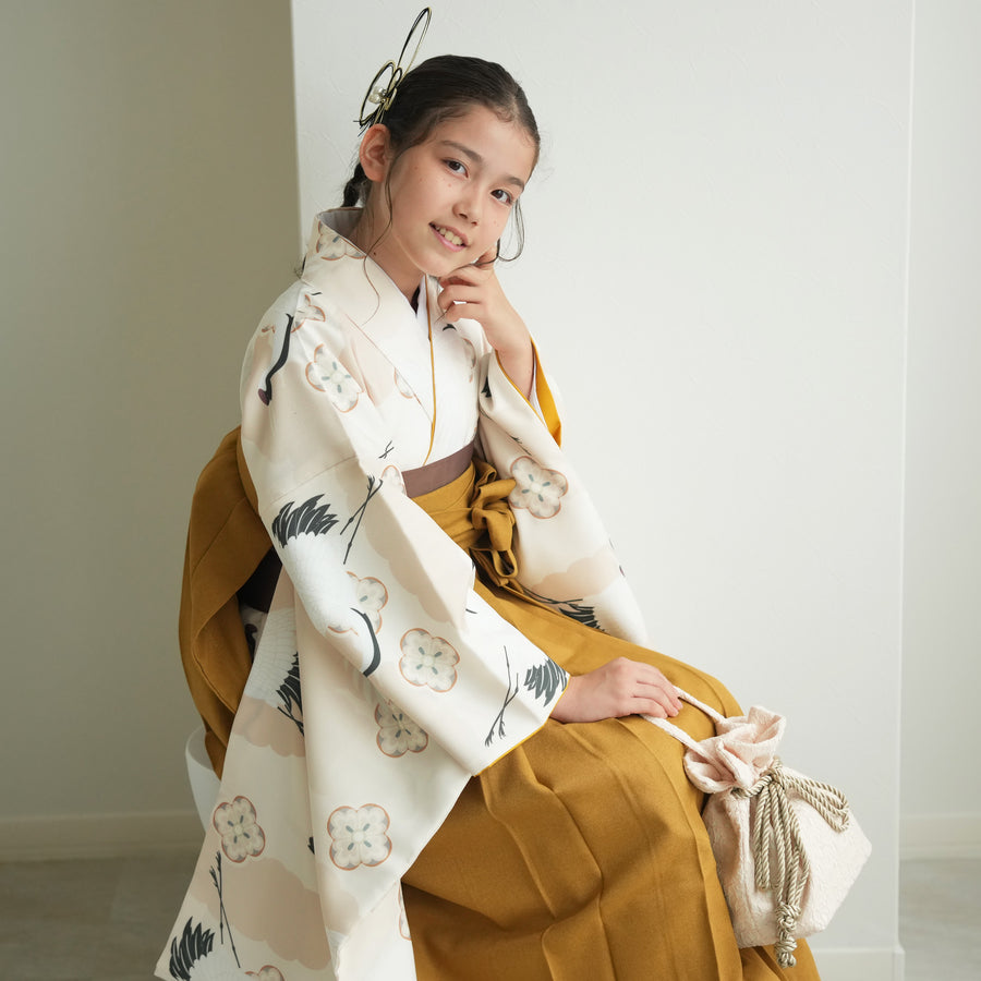 【utatane】ひよこ商店 二尺袖(重ね襟縫い付け済み） レンタル】袴 17点セット 二尺袖着物 えんじの絞り柄（袴91cm