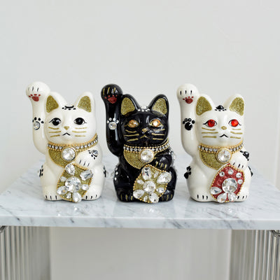 【ニコアンティーク×ご縁猫 招き猫 ねこ球助 手ぬぐい 2点セット】4号 白 右手上げ 日本製 注染 手染め 手拭い ハンドメイド 陶器 置物　プレゼントにも （2499648000）