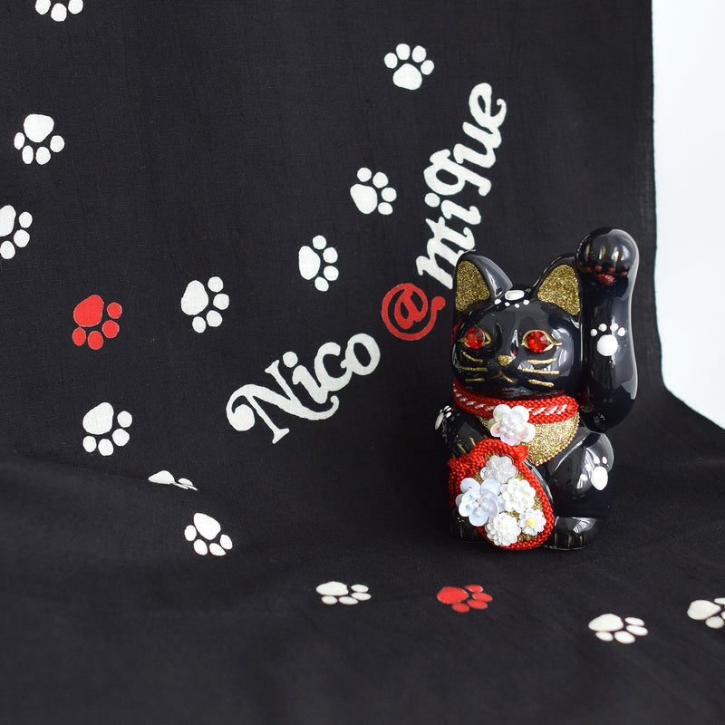 【ニコアンティーク×ご縁猫 招き猫 ねこ球子 手ぬぐい 2点セット】4号 黒 左手上げ 日本製 注染 手染め 手拭い ハンドメイド 陶器 置物　プレゼントにも （2499648200）