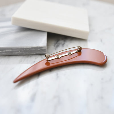 【ブローチ 蒔絵 朱赤つの 金モダン】日本製  和風アクセサリー ハンドメイド （2511606700）