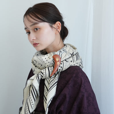 【ブローチ 蒔絵 朱赤つの 金モダン】日本製  和風アクセサリー ハンドメイド （2511606700）