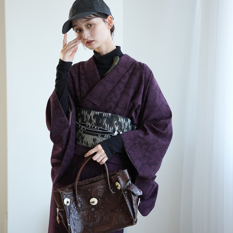 【ブローチ 蒔絵 墨つの 金モダン】日本製  和風アクセサリー ハンドメイド （2511607500）