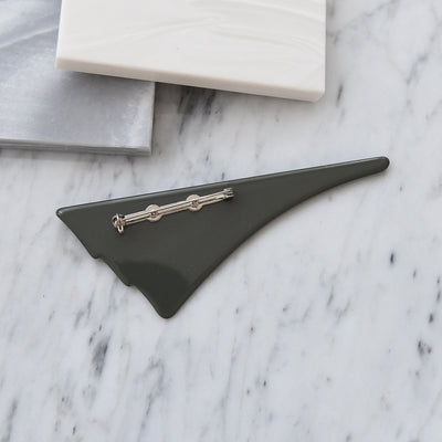 【ブローチ 蒔絵 墨扇 金ミニマル】日本製  和風アクセサリー ハンドメイド （2511607700）