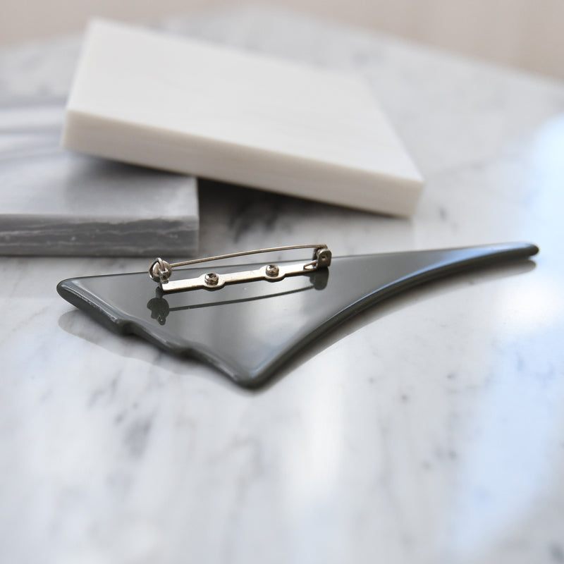 【ブローチ 蒔絵 墨扇 金ミニマル】日本製  和風アクセサリー ハンドメイド （2511607700）